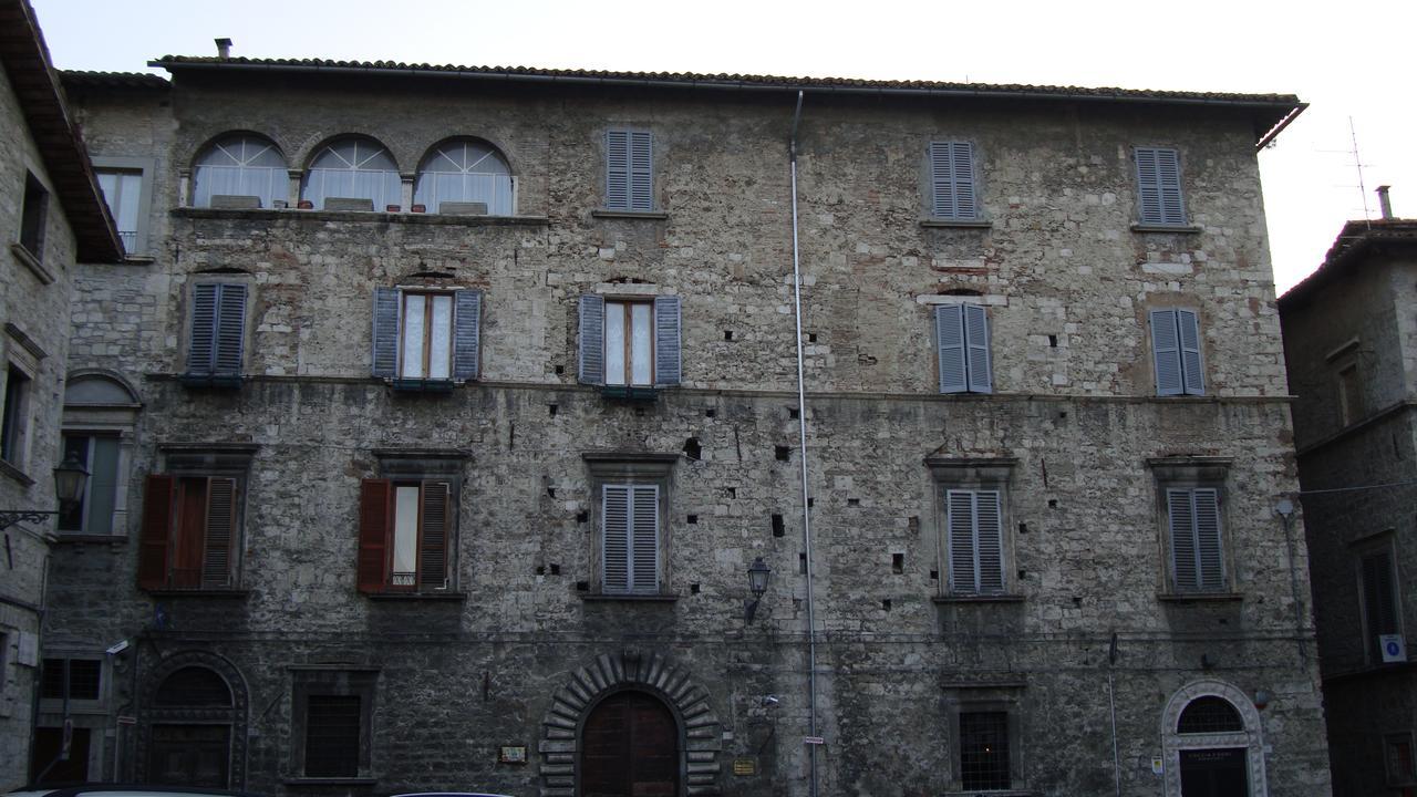 B&B Piazza Viola Ascoli Piceno Extérieur photo